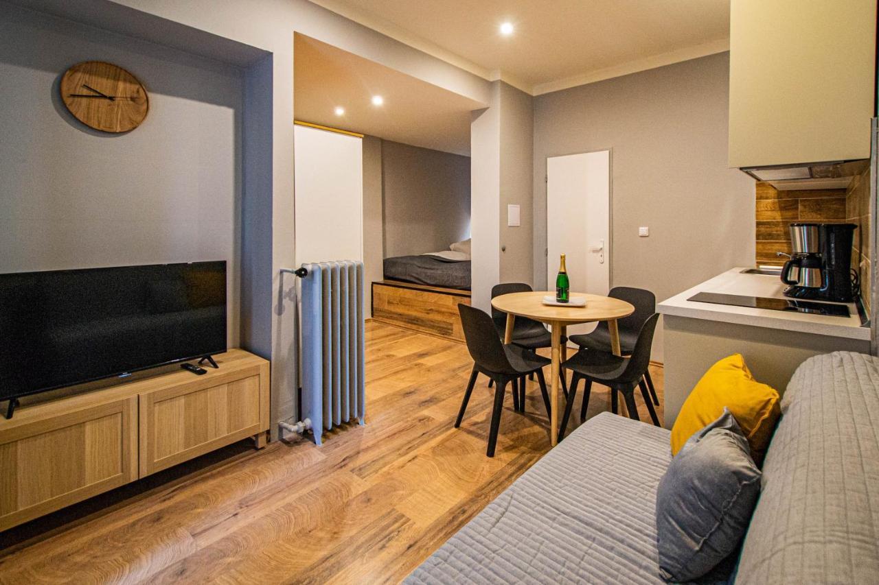 Cozy Studio In The Main City Center Прага Екстериор снимка
