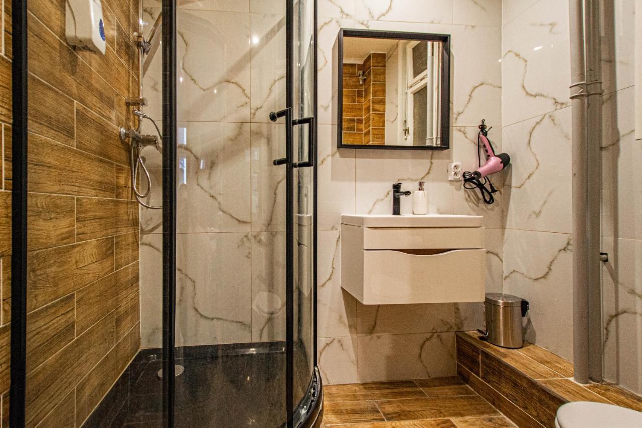 Cozy Studio In The Main City Center Прага Екстериор снимка