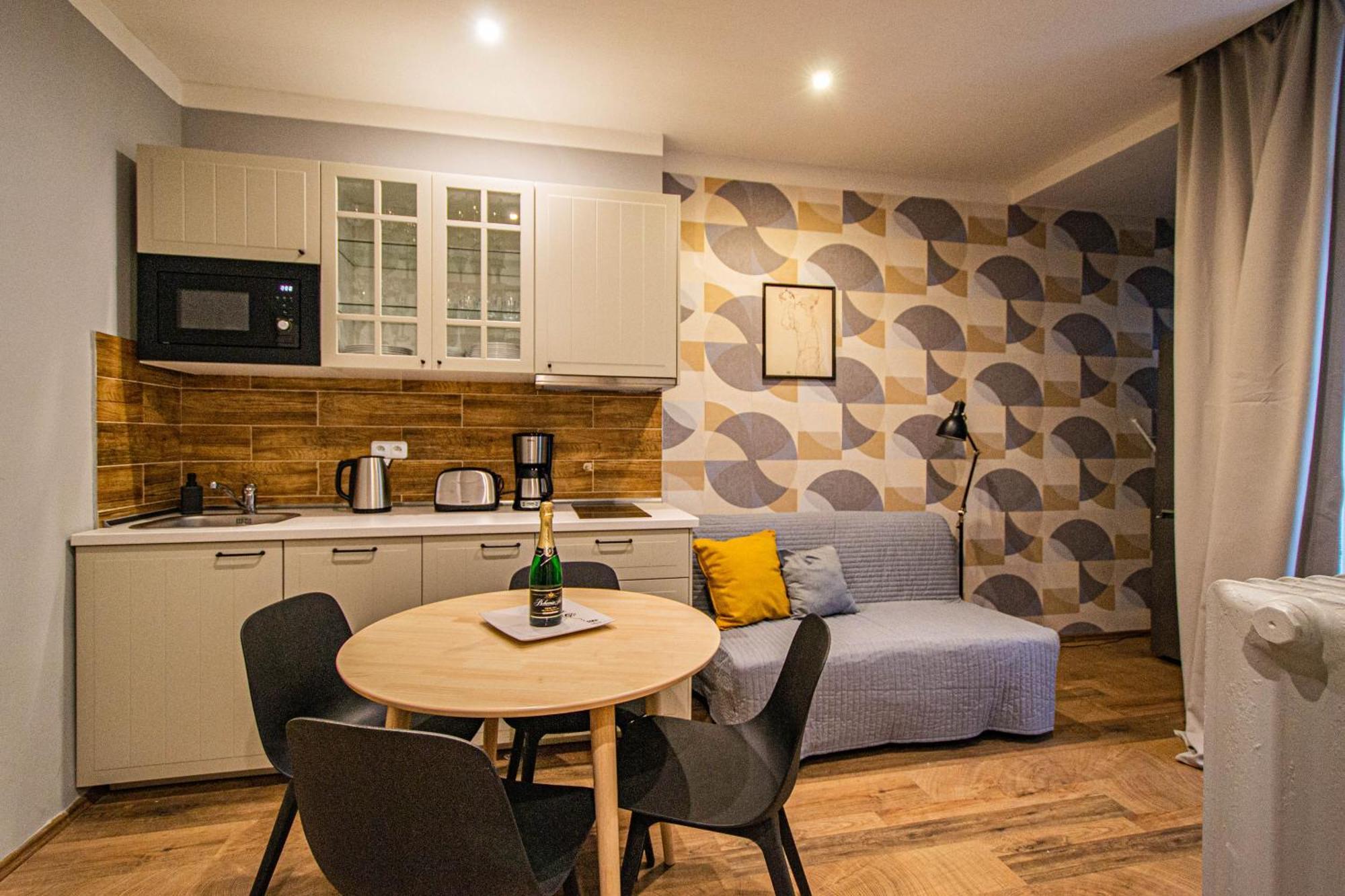 Cozy Studio In The Main City Center Прага Екстериор снимка